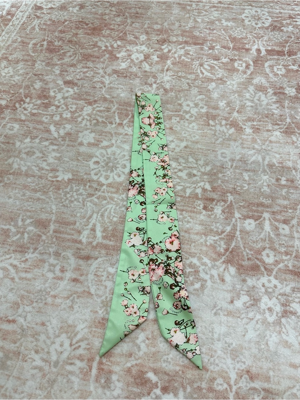 NEW 🌸 Satin Floral Twilly Scarf Tie - Picture 2 of 8